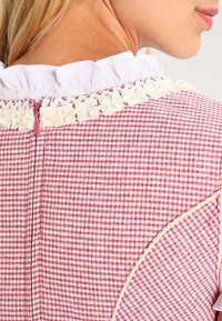 Krüger Dirndl Dirndl