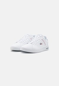 Lacoste EUROPA PRO TRI 123 - Sneakers laag - white/navy/red