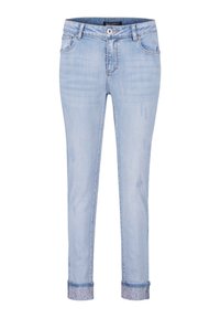 Ljusblå denimjeans med smal passform, med en uppvikbar nederdel som har spetsdekoration, fem fickor och en framknäppning.