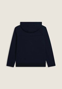 Felpa blu navy con cappuccio regolabile, maniche lunghe e orlo a coste. Texture liscia con dettagli delle cuciture sulla schiena.