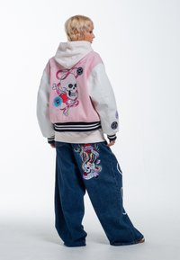 Ed Hardy NY CITY XTRA OVERSIZED  - Relaxed fit jeans - indigo