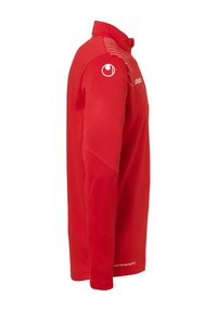 Maglietta sportiva rossa a maniche lunghe con colletto alto, logo sulla manica e dettagli testurizzati sulle spalle. Realizzata in materiale leggero.