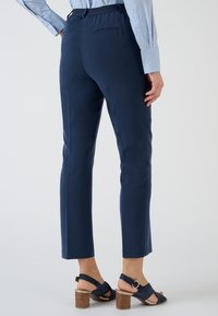 Damart 7/8ÈME BI-STRETCH - Pantalones - marine foncé