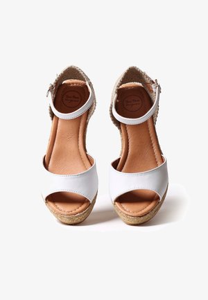 LLIVIA-P - Zapatos de plataforma - white