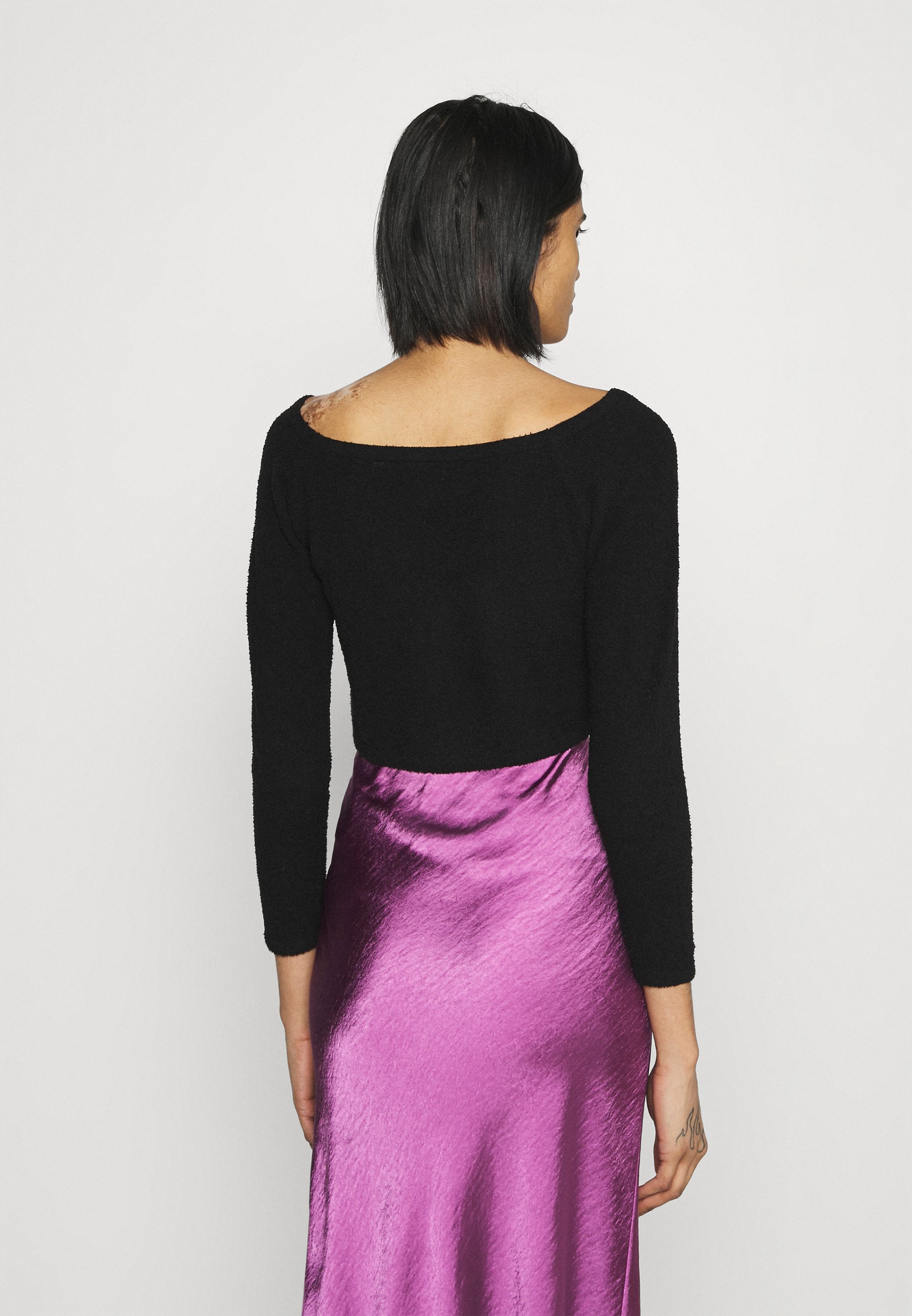 Damen FIA - Strickpullover Damen FIA - Strickpullover
