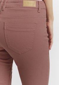 Fransa FRFOTWILL - Šortky - ash rose