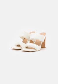 Glamorous Mules de salto - white