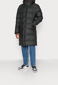 Rains Abrigo de invierno - black