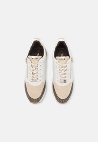 Tamaris Trainers - off white combination