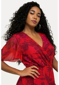 Ulla Popken Vapaa-ajan mekko