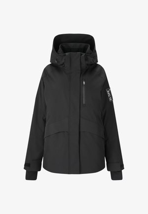 Zwarte waterdichte jas met hoge kraag, verstelbare capuchon, ritssluiting aan de voorkant, zijzakken en logo-patch op de mouw. Glad oppervlak.