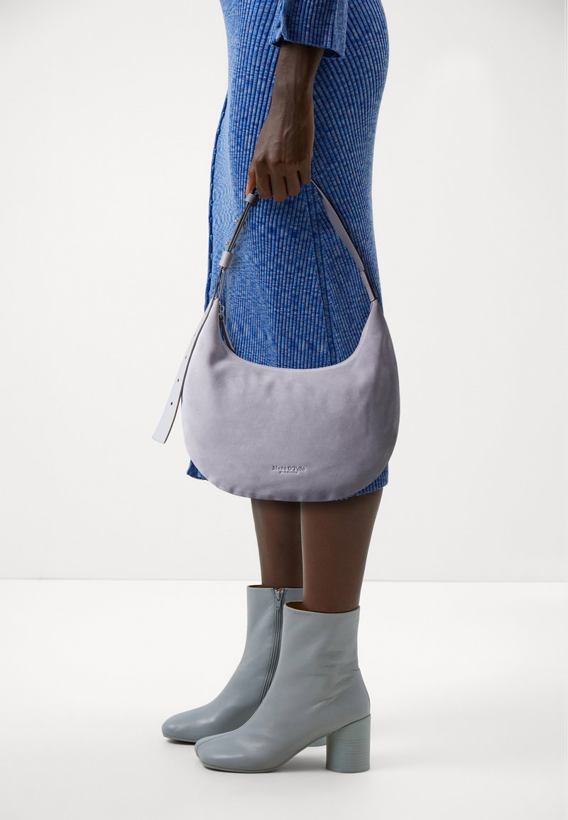Marc O'Polo MOD HONA - Bolso de mano - pale purple