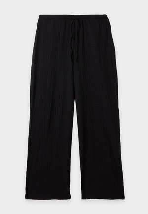 ONLY Carmakoma, CARERIKKA WIDE CRINKLE PANT - Παντελόνι - black