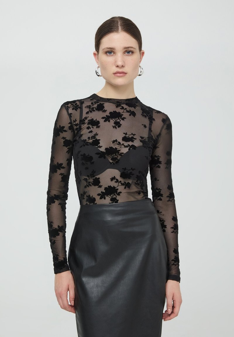 Terranova CON MOTIVO FLOREALE - Maglietta a manica lunga - nero