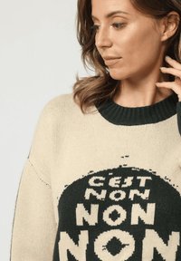 Outfitters Nation COMBINADO - Jersey de punto - verde