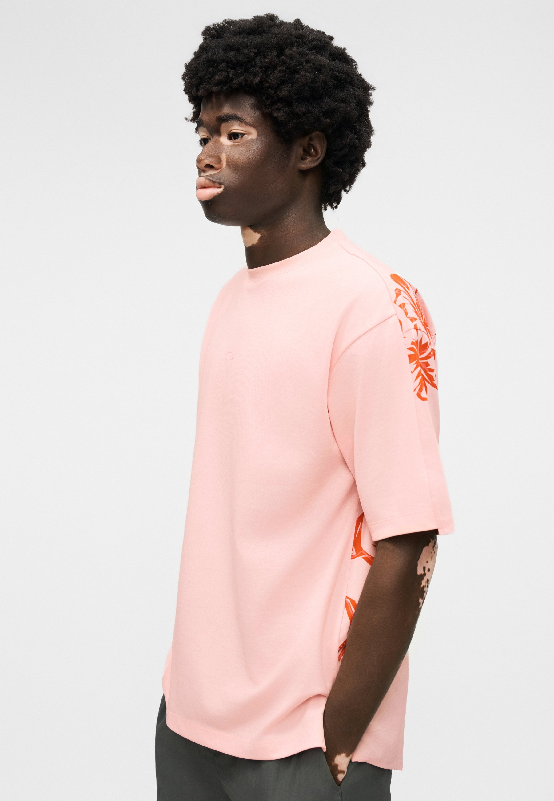 Oakley HIBISCUS BREEZE TEE - Print T-shirt - faded pink/light pink
