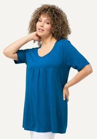 Ulla Popken GROSSE GRÖSSEN - Jednoduché tričko - classic medium blue