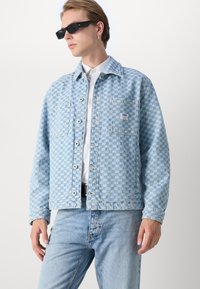 HUGO MAGARO - Jeansjacka - light/pastel blue