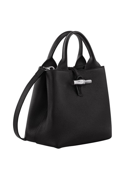 Schwarze Lederhandtasche mit strukturierter Form, doppelten Griffen und abnehmbarem Riemen. Verfügt über eine silberfarbene Hardware-Akzentuierung und eine strukturierte Oberfläche.