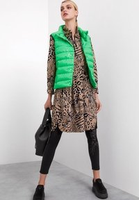 Marc Cain Blusenkleid - bright camel