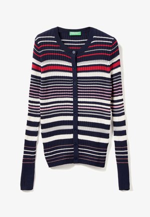 Granatowy kardigan o prążkowanej fakturze, zdobiony poziomymi paskami w kolorach czerwonym, białym i różowym. Zapięcie na sześć guzików z okrągłym dekoltem.