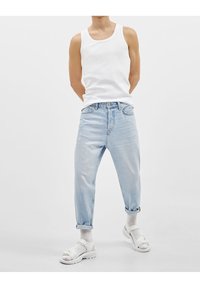 Bershka Jeans relaxed fit - dark blue