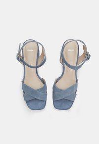 Bata Platforminiai sandalai - blu