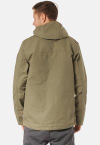 Fjällräven GREENLAND JACKET M - Lauko striukė - green