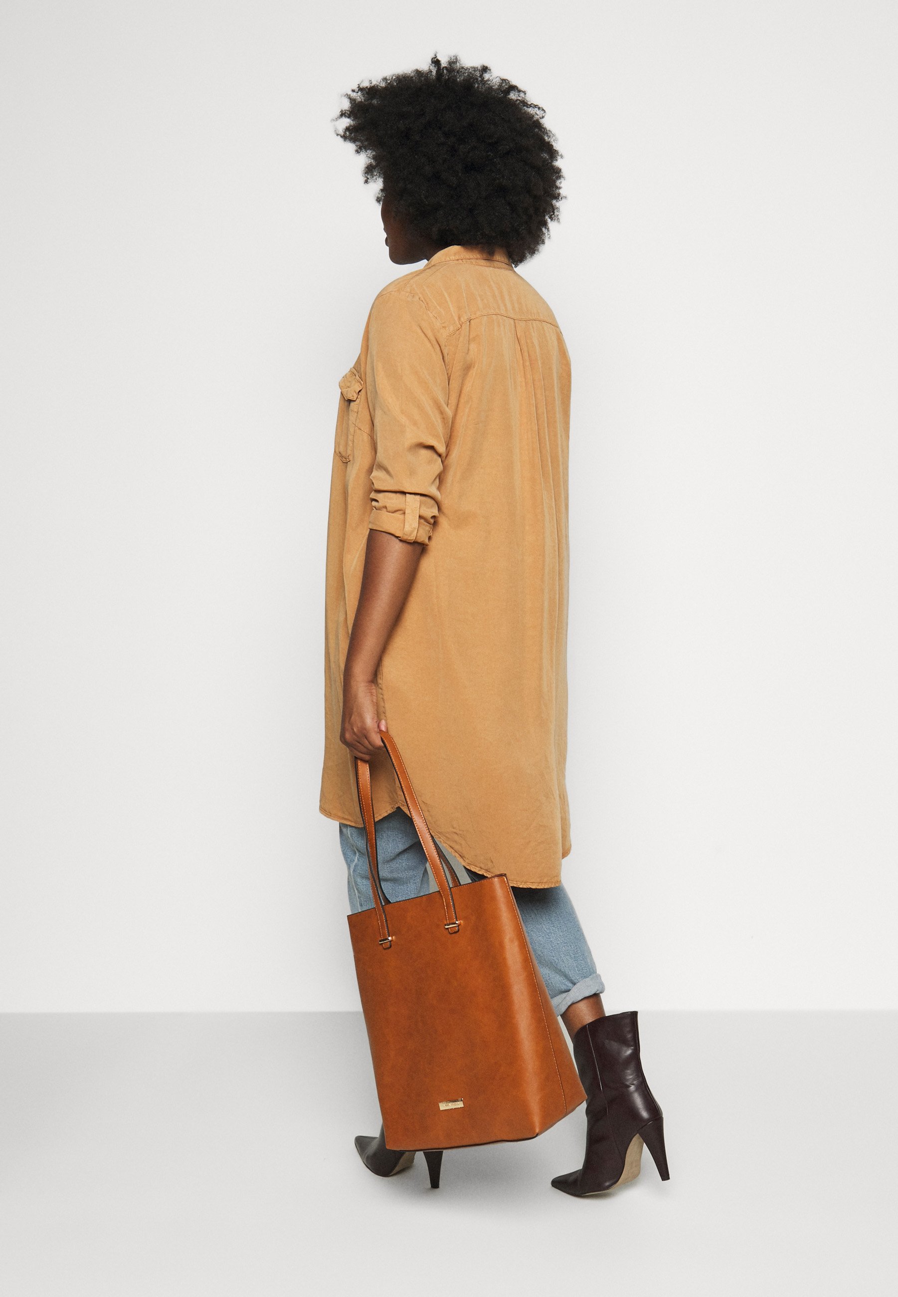 Anna Field Shoppingveske cognackonjakk Zalando.no Anna Field Shoppingveske cognackonjakk Zalando.no