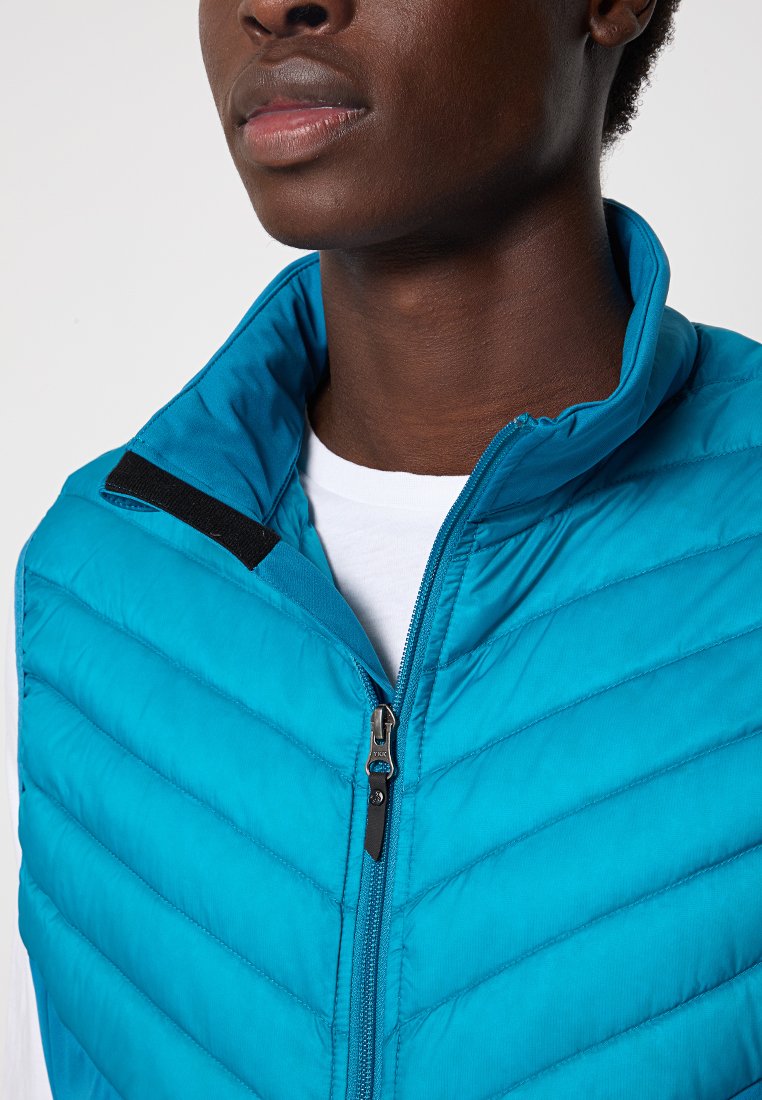 M STANCE VEST