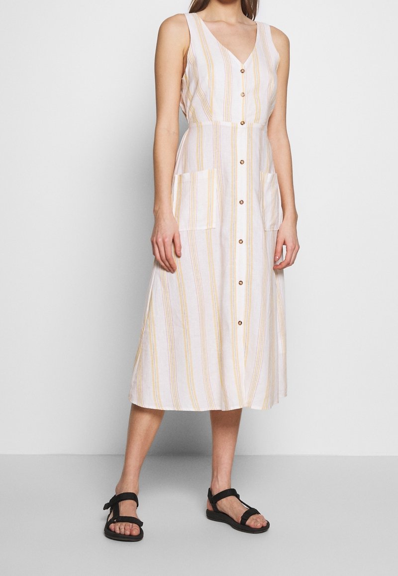 Pepe Jeans Robe de jour - off-white
