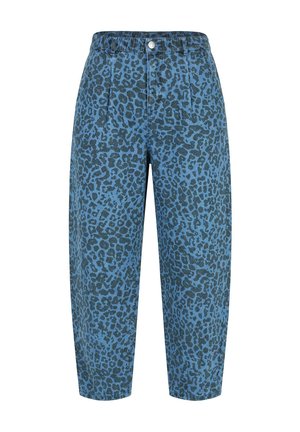 Blauwe denim broek met donker luipaardprint, hoge taille, knoopsluiting, riemlussen en taps toelopende pijpen.