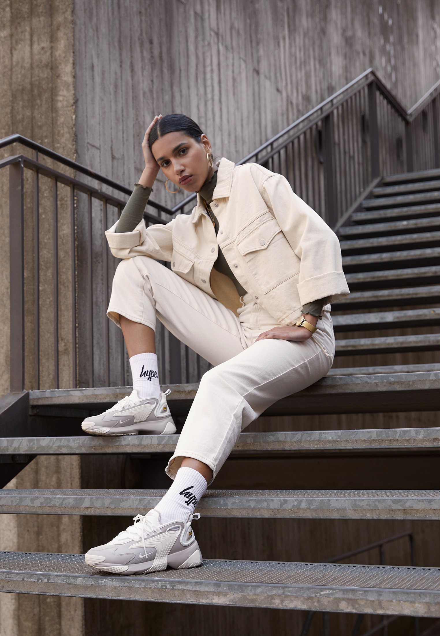 zoom 2k moon particle