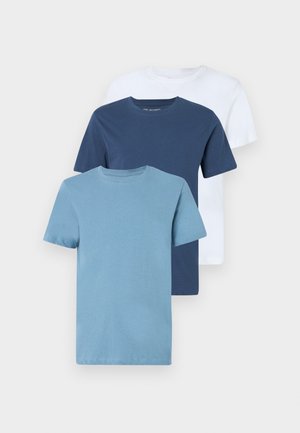 Tre t-shirt a maniche corte: azzurra, navy e bianca. Realizzate in cotone morbido, presentano un classico collo rotondo e un design semplice.