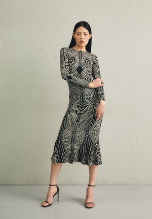 Norma Kamali LONG SLEEVE CREW FISHTAIL DRESS TO MIDCALF - Sukienka z dżerseju