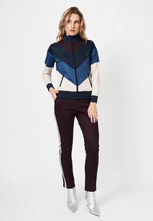 GROCERIES-WITH COLOUR BLOCKING - Chaqueta de entrenamiento - blue