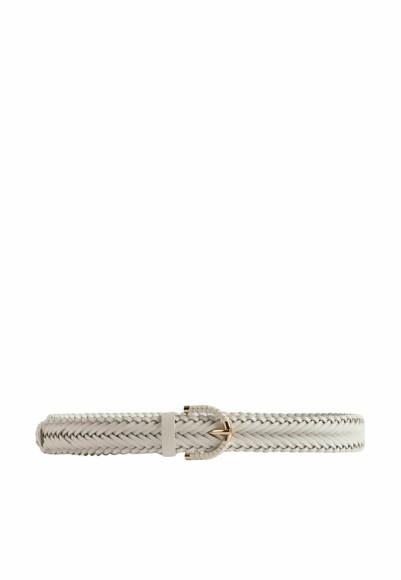 Cintura in pelle leggera intrecciata grigia con fibbia metallica color oro. Presenta un design intrecciato texturizzato e un singolo anello per la regolazione.