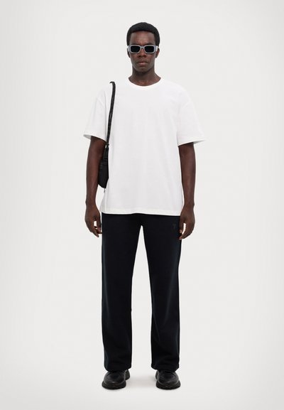 7 DAYS Active ORGANIC OVERSIZE TEE UNISEX - T-paita - brilliant white