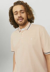 Jack & Jones JJEPAULOS SS NOOS PLS - Poloshirts - pumpkin