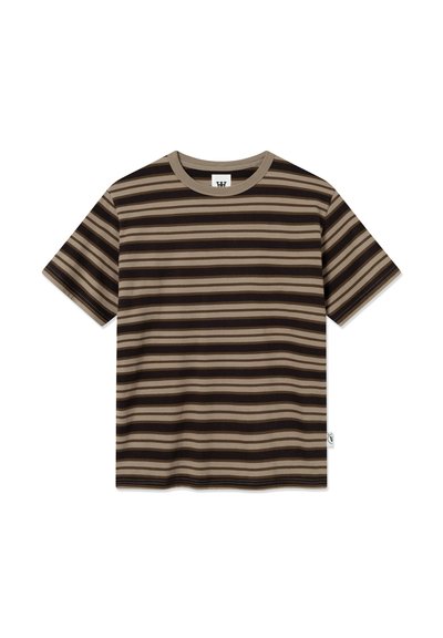 T-shirt a righe nei toni del marrone e beige, realizzata in tessuto morbido, con scollatura rotonda e maniche corte.
