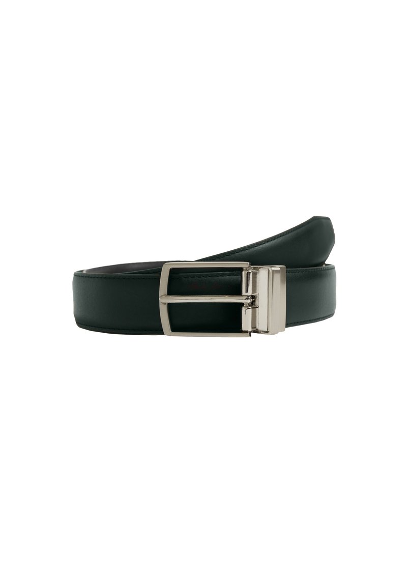 Tumši zaļš ādas josta ar elegantu, minimālistisku dizainu un sudraba metāla sprādzi. Gluda tekstūra un vienāda platuma visā garumā.