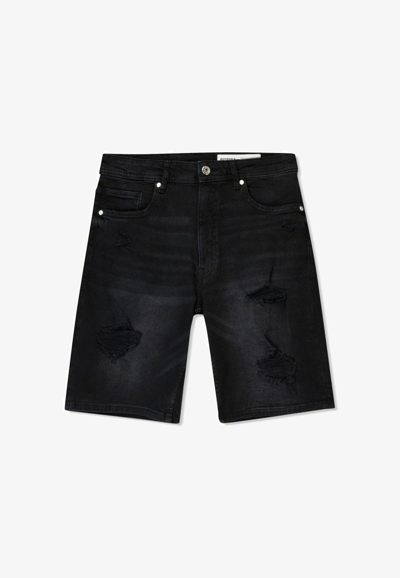 Črne jeans kratke hlače z običajnim krojem, z raztrganimi deli, petimi žepi, zapenjanjem z gumbom in svetlim zbledeljem na tkanini.