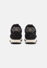 granteva walking sneakers