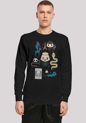 Sort sweatshirt med farverige grafik i tegneseriestil, herunder en drage, knogle, slange, Eiffeltårnet og figurer med legende elementer.