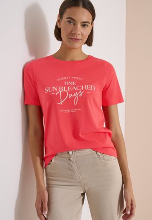 Cecil, T-SHIRT MIT BOAT NECK UND WORDING ARTWORK - Triko s potiskem - coral