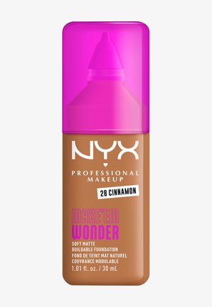NYX Professional Makeup Foundation in 28 Cinnamon, präsentiert in einem braunen Behälter mit rosa Deckel und grafischem Text. 30 ml Inhalt. Sanftes mattes Finish.