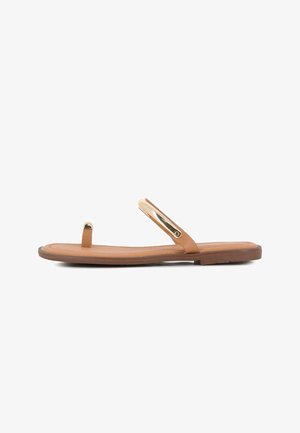 Blogger, SANDALIAS PLANAS BLOGGER PRIYA MUJER - Sandalias de dedo - camel