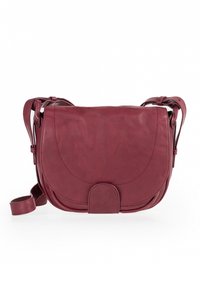 Bordeauxrote Leder-Umhängetasche mit abgerundetem Klappdeckel, verstellbarem Riemen und gesteppten Details; Kompaktes Design, geeignet für den täglichen Gebrauch.