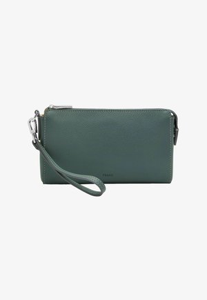 Porte-poignet Fossil en cuir vert avec fermeture éclair argentée et sangle détachable, forme rectangulaire avec texture subtile et détails de couture.