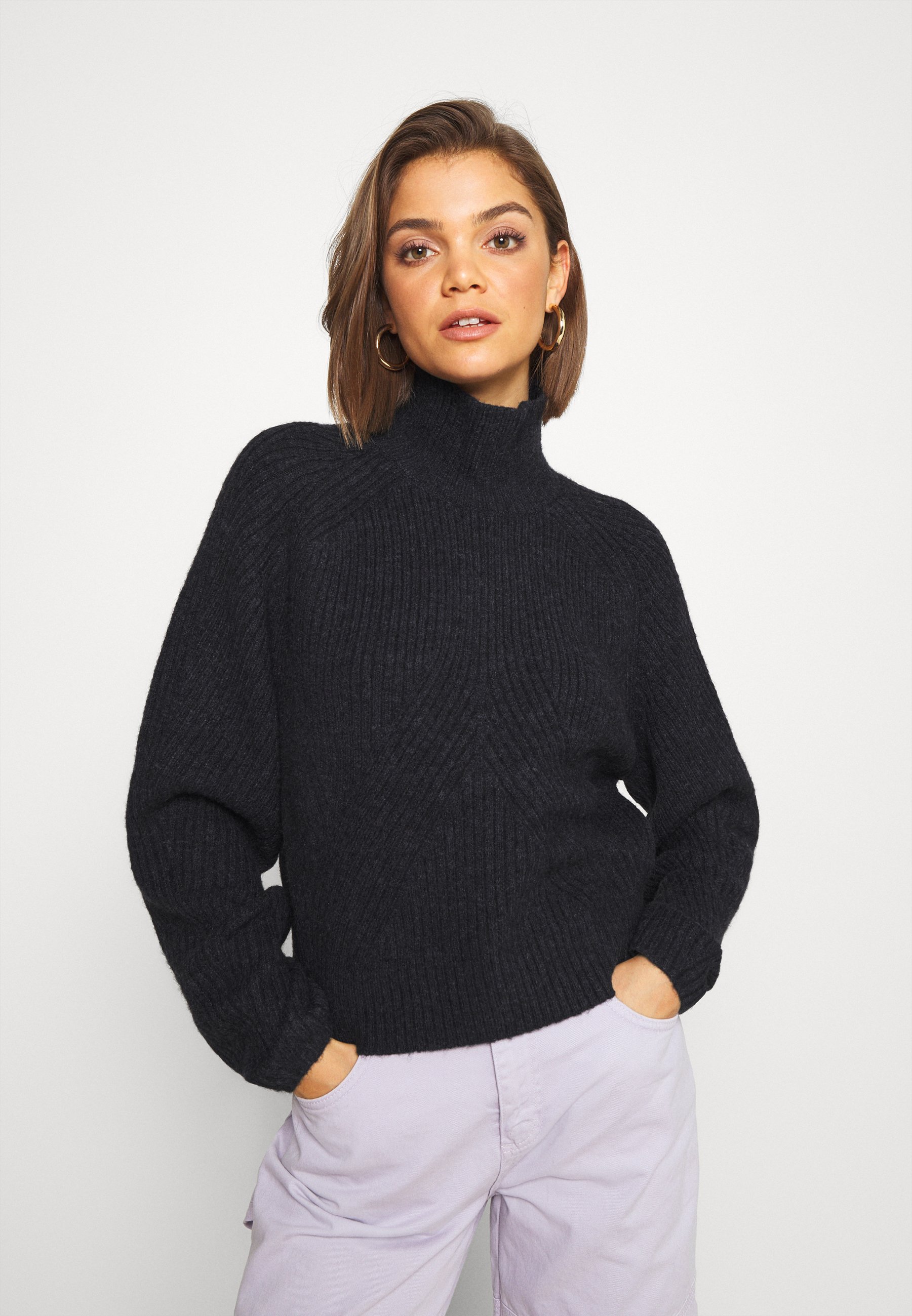 gaia sweater weekday
